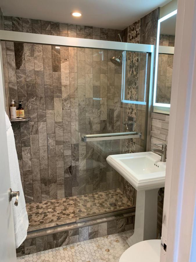 Just Renovated 3 Br/2Bath/ Parking+ Downtown View Leilighet Atlanta Eksteriør bilde