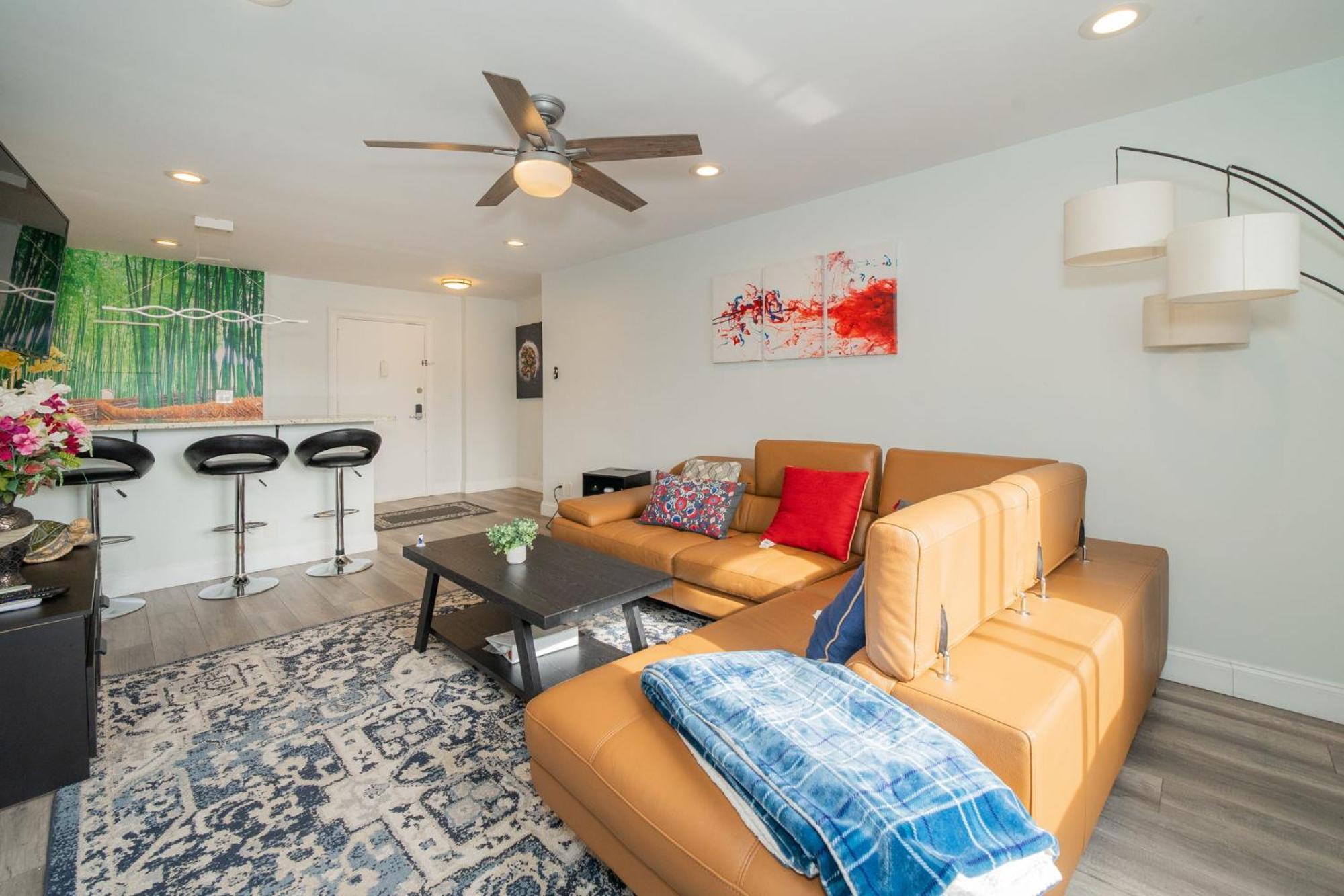 Just Renovated 3 Br/2Bath/ Parking+ Downtown View Leilighet Atlanta Eksteriør bilde